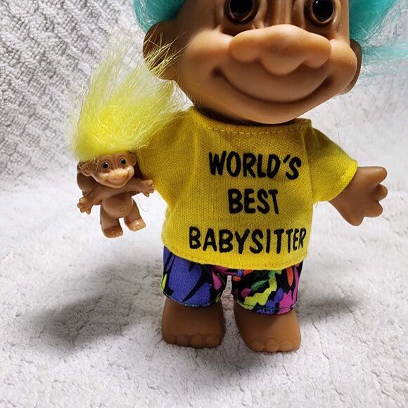WORLD'S BEST BABYSITTER 5" Troll Doll w/ Groovy Pants - Picture 2 of 4